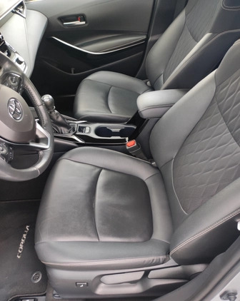 Toyota Corolla cena 76000 przebieg: 42000, rok produkcji 2020 z Resko małe 154